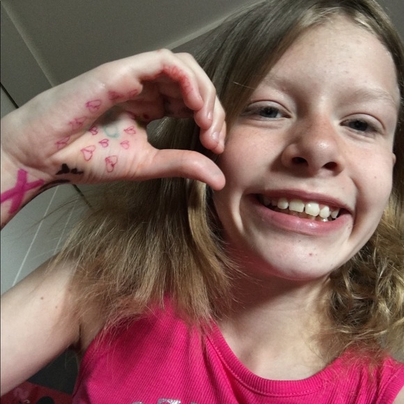 Meet your Posher, Tiffany - Picture 1 of 1